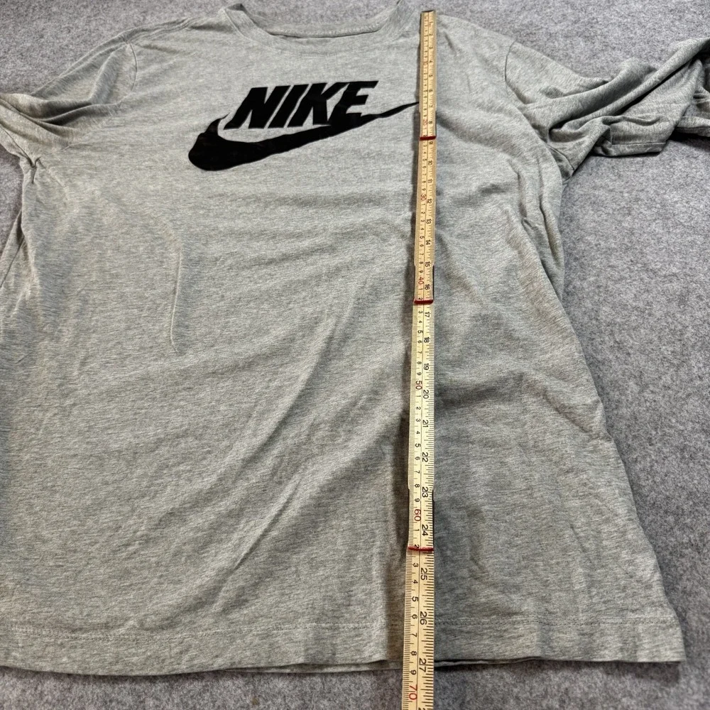 Nike Sportswear Futura Logo Long Sleeve Tee Large Grey Cotton Graphic Shirt